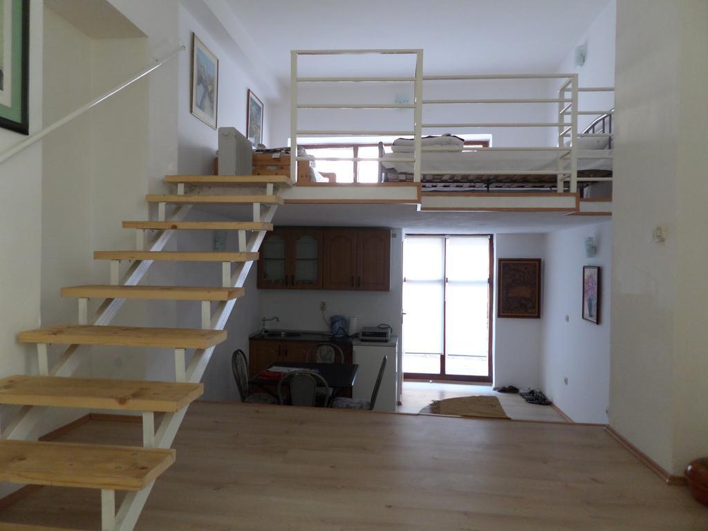 מוסטר River Apartment חדר תמונה