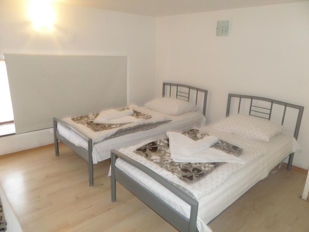 מוסטר River Apartment מראה חיצוני תמונה